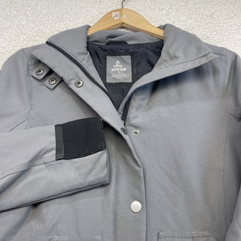 Prana Jacket Womens Small Grey Softshell Full Zip Snap Front Outdoor Activewear‎